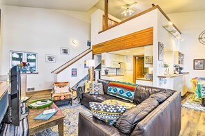 Apartment (0 Bedroom) | Interior