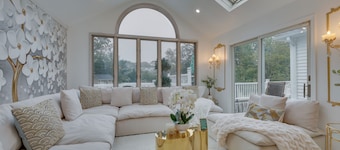 'dreams of Paradise' Luxury Home w/ Pool!