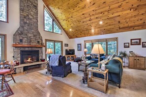 Rumah (2 Bedrooms) | Interior