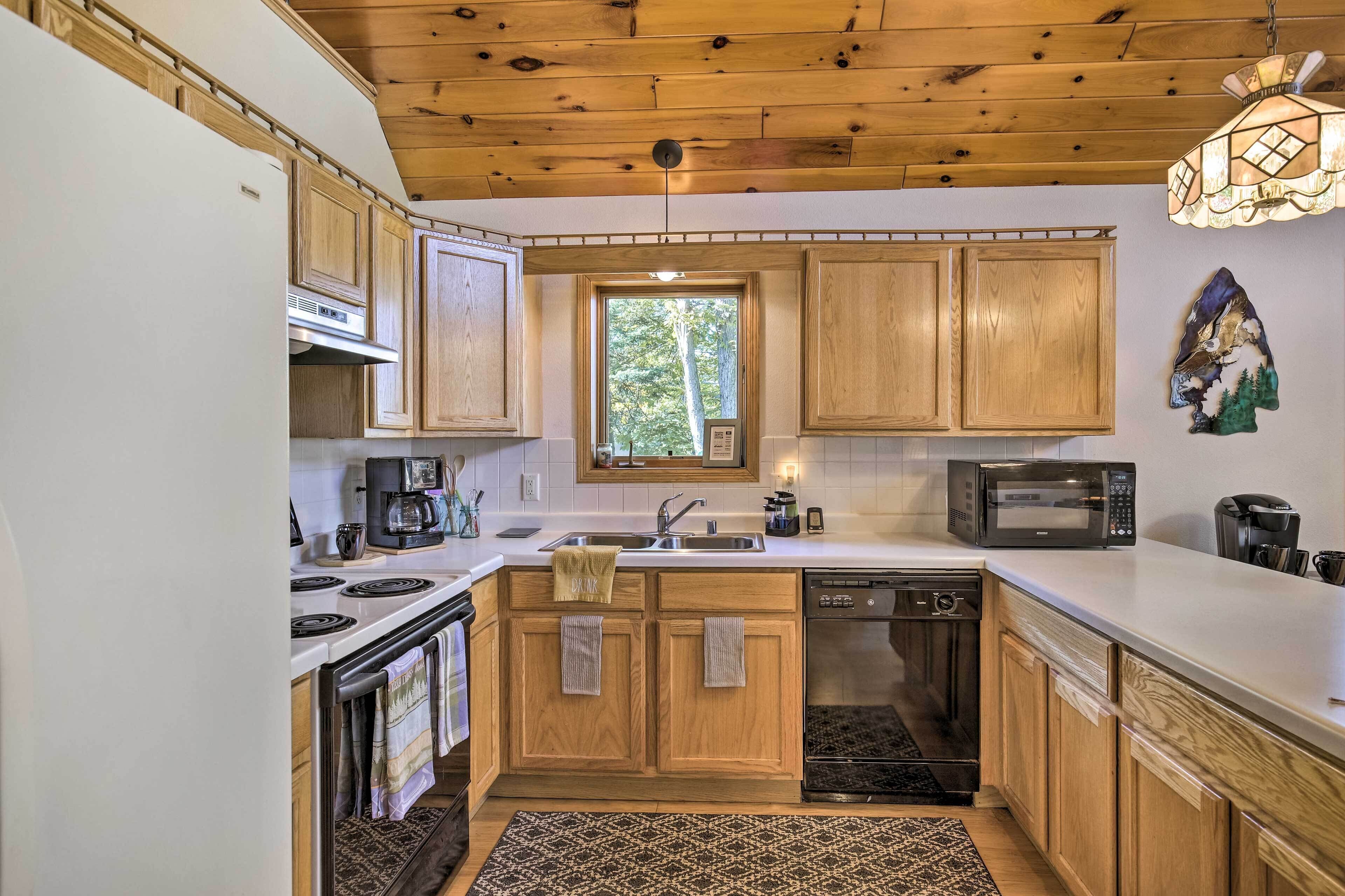 House (2 Bedrooms) | Interior