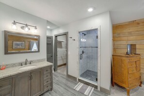 Talo (3 Bedrooms) | Sisätilat