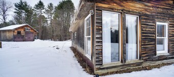 Cozy Studio on Secluded 55 Acres w/ Fire Pit!