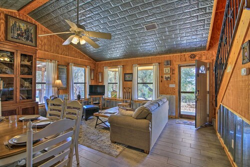 Cozy Medina Cottages w/ Patio & Mountain Views!