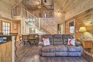 House (3 Bedrooms) | Interior - 'the Phoenix' Cabin w/ Hot Tub in Gatlinburg! (Gatlinburg)