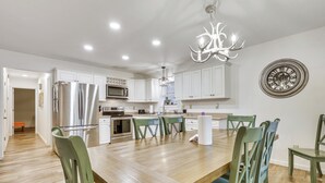 House (5 Bedrooms) | Interior - Family Getaway < 2 Mi to Massanutten Ski Lodge! (McGaheysville)