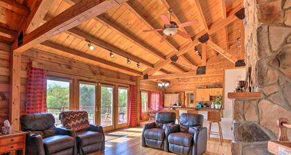 Family Retreat w/ Deck Near Appalachian Trail!