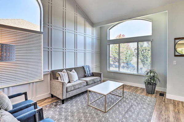 Interior - Family-friendly Home w/ Theater, 24 Mi to SLC (Herriman)