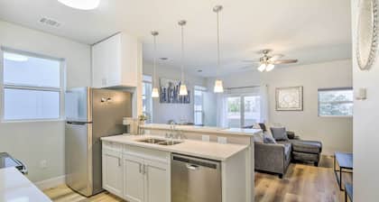 Walk to Tcu: Fort Worth Retreat w/ Balcony!
