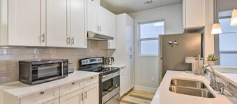 Walk to Tcu: Fort Worth Retreat w/ Balcony!