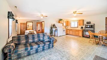 House (4 Bedrooms) | Bahagian dalam