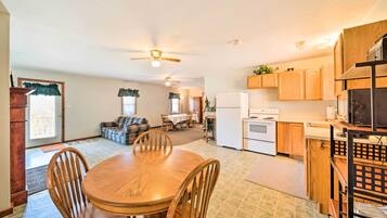 House (4 Bedrooms) | Bahagian dalam