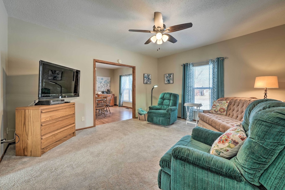 Historical West Mineral Escape w/ Porch!