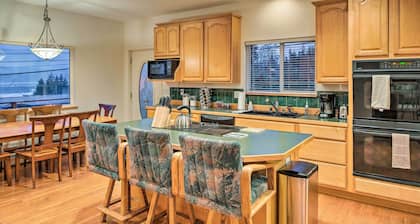 Ketchikan Home: Bay Views, 1/2 Mi to Hiking Trails