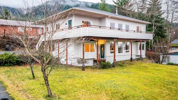 單棟房屋 (4 Bedrooms) | 住宿正面