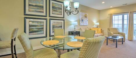 Apartment (2 Bedrooms) | Front of property