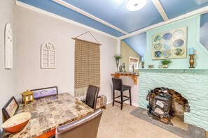 House (1 Bedroom) | Interior