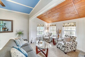 House (1 Bedroom) | Interior