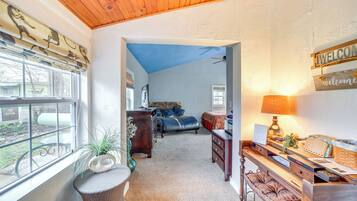 House (1 Bedroom) | Interior