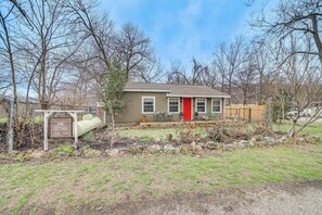 House (1 Bedroom) | Interior