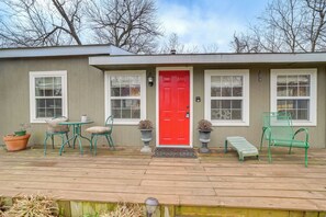 House (1 Bedroom) | Interior