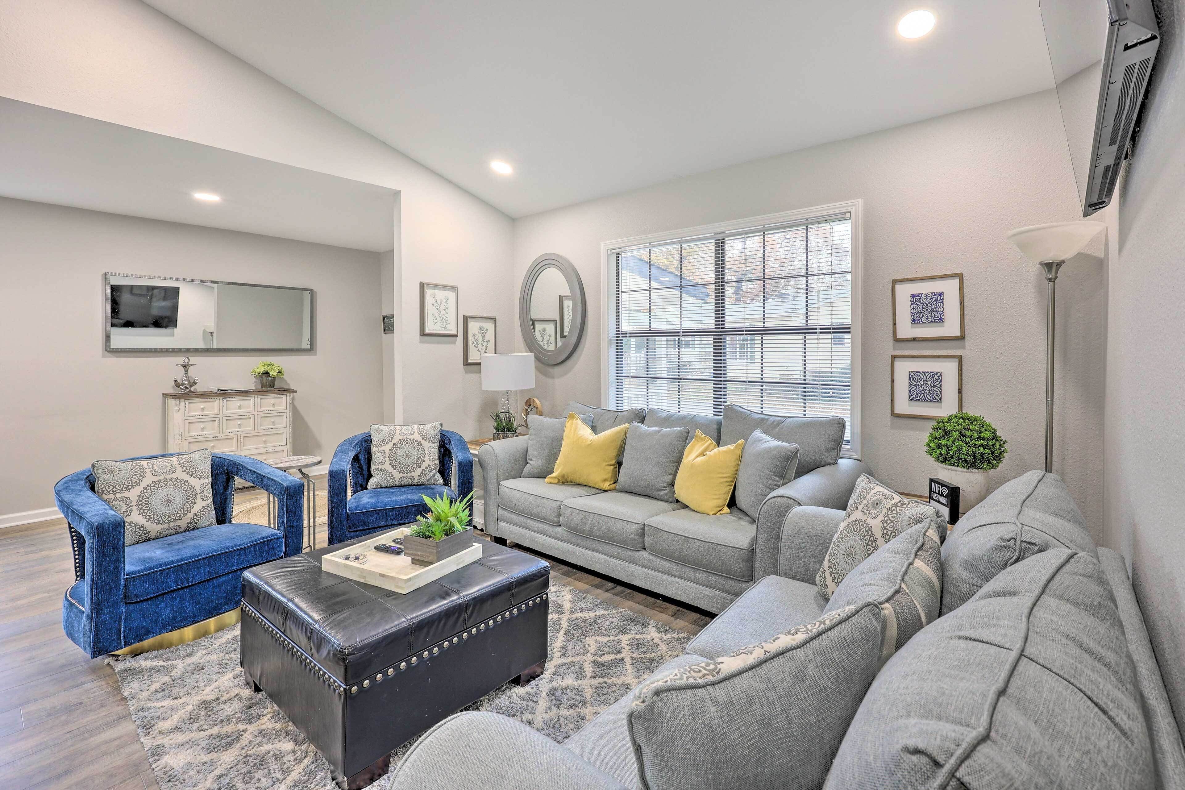 Hot Springs Waterfront Home w/ Deck!