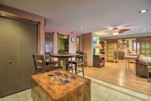 Apartment (1 Bedroom) | Interior