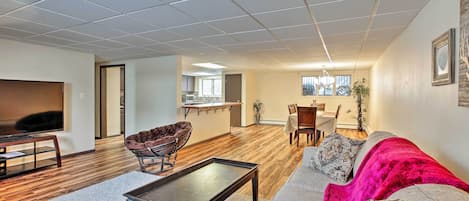 House (3 Bedrooms) | Interior