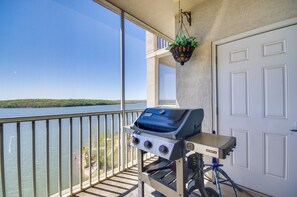 Apartment (3 Bedrooms) | Interior - Lakefront Osage Beach Condo: Balcony & Pool Access (Osage Beach)