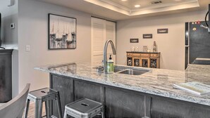 Unclassified image, 4 of 27, button - Lakefront Condo With Pool, 15 Miles to Branson! (Kimberling City)