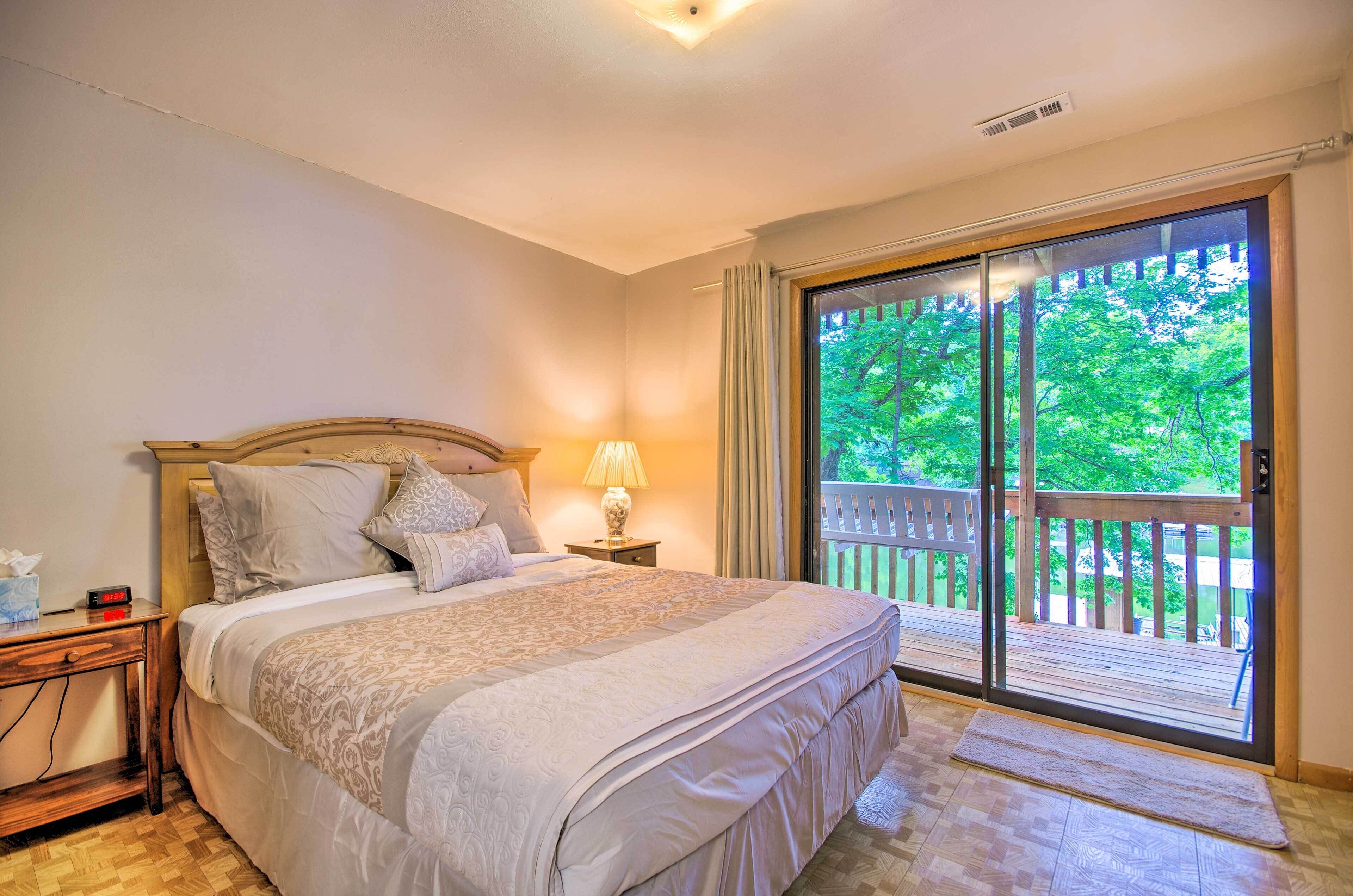 Lakefront Eldon Home w/ Private Boat Dock!