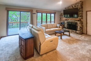 House (4 Bedrooms) | Interior - Boat Dock! Lakefront Group Getaway in Eldon (Eldon)