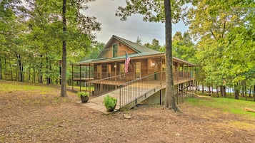 House (2 Bedrooms) | Front of property