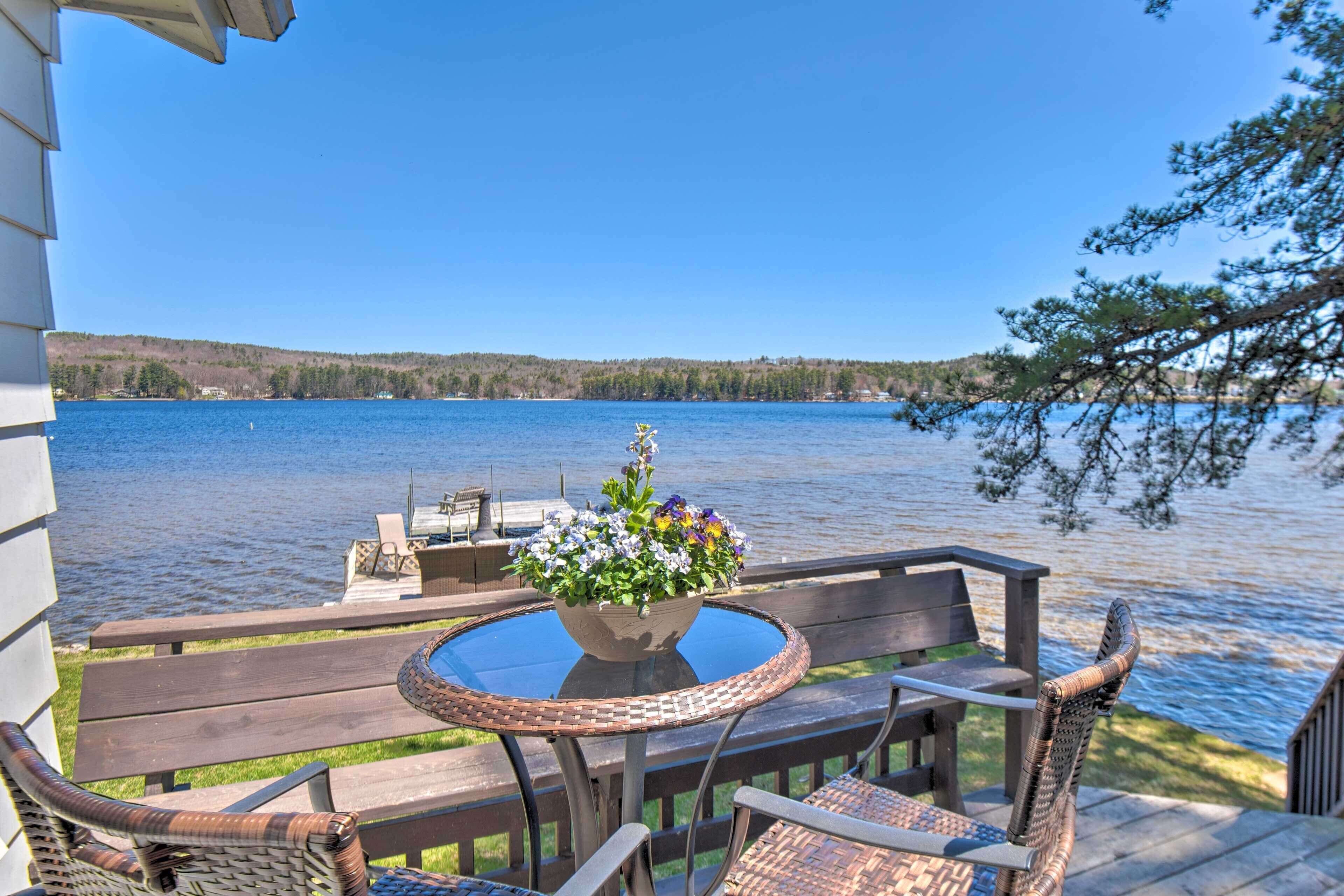 Lakefront Naples Retreat With Docks & Fire Pits!