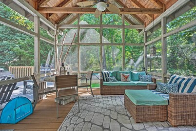 Luxury Family Home w/ Deck, Swim Spa & Grill!