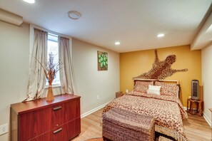 Interior - Families w/ Pets! Home 8 Mi to Dtwn Minneapolis (Golden Valley)