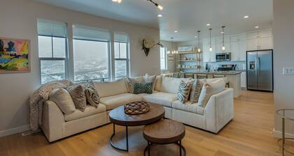 Hot Tub: Heber City Home 15 Mi to Park City!