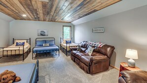 Unclassified image, 5 of 53, button - Modern Lakeside Chalet on Crow Wing Chain w/ Dock! (Nevis)