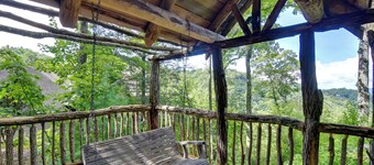 Scenic Views & Trail Access! Blue Ridge Mtns Condo