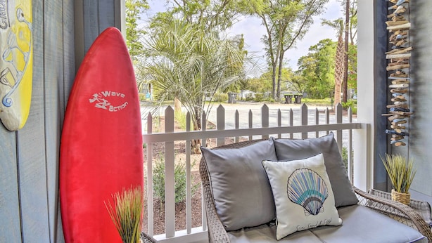 House (2 Bedrooms) | Interior - Ocean Isle Beach Home w/ Shared Lanai & Grill (Ocean Isle Beach)