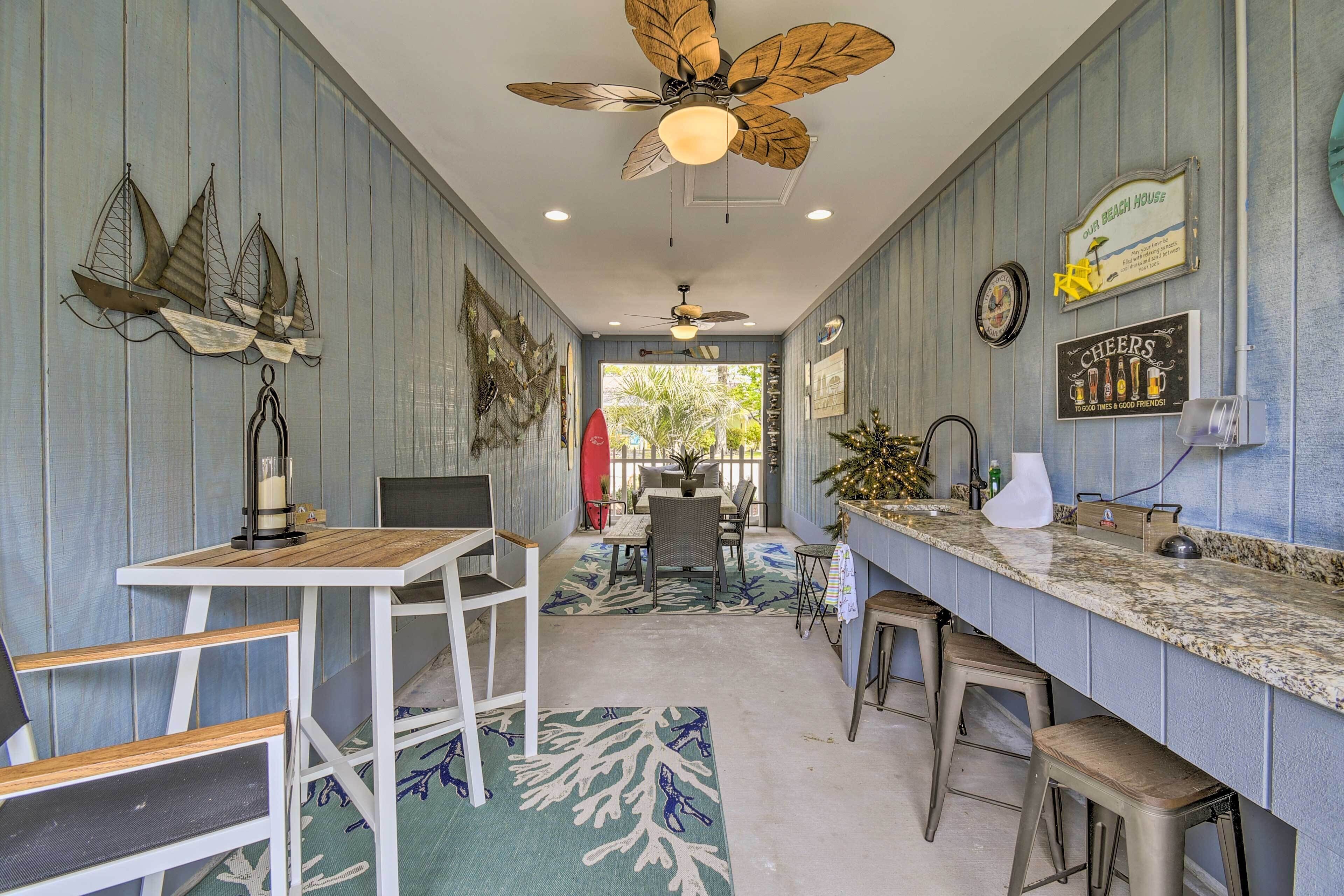 House (2 Bedrooms) | Interior