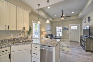 House (2 Bedrooms) | Interior - Ocean Isle Beach Home w/ Shared Lanai & Grill (Ocean Isle Beach)