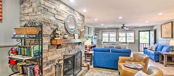 Main St Red River Ski Condo w/ Mountain View!