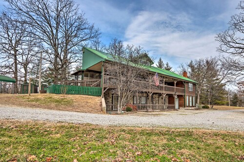 Fish & Explore! Quiet Farmland Cabin in Lebanon
