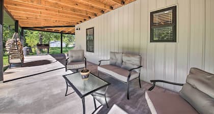 Peaceful Guest Home w/ Patio on 152-acre Farm
