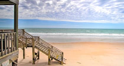 North Topsail Beach Condo w/ Balcony!