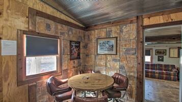 Apartment (0 Bedroom) | Interior