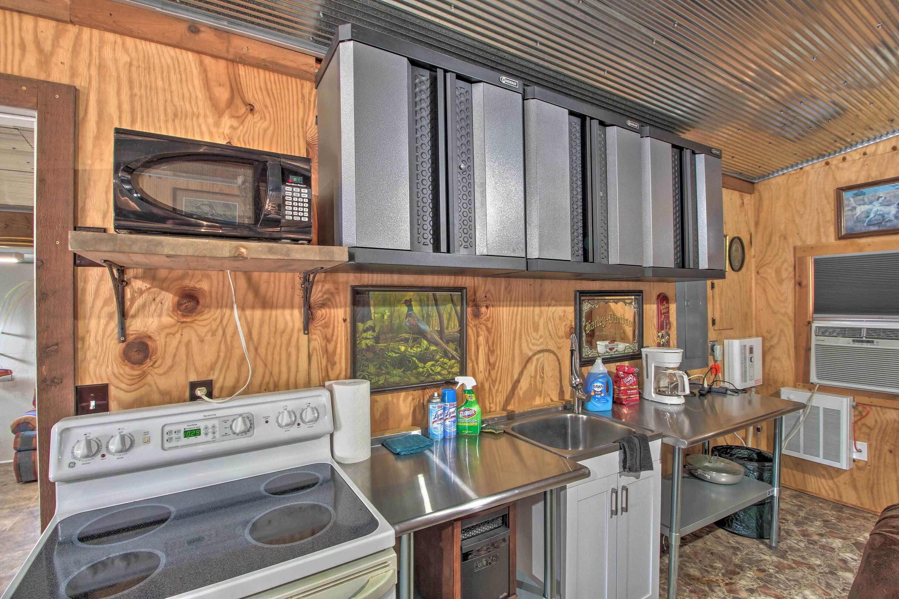 Apartment (0 Bedroom) | Interior