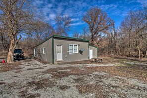 Apartment (0 Bedroom) | Interior