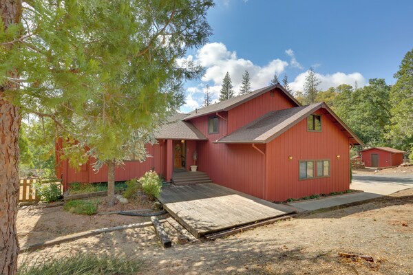 Pet-friendly Escape W/ Game Room & Fire Pit! - North Fork, CA