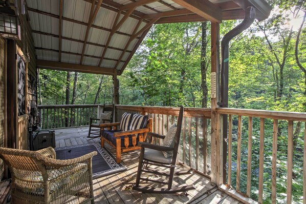 Interior - Gatlinburg Home w/ Hot Tub ~ 4 Mi to Town! (Gatlinburg)